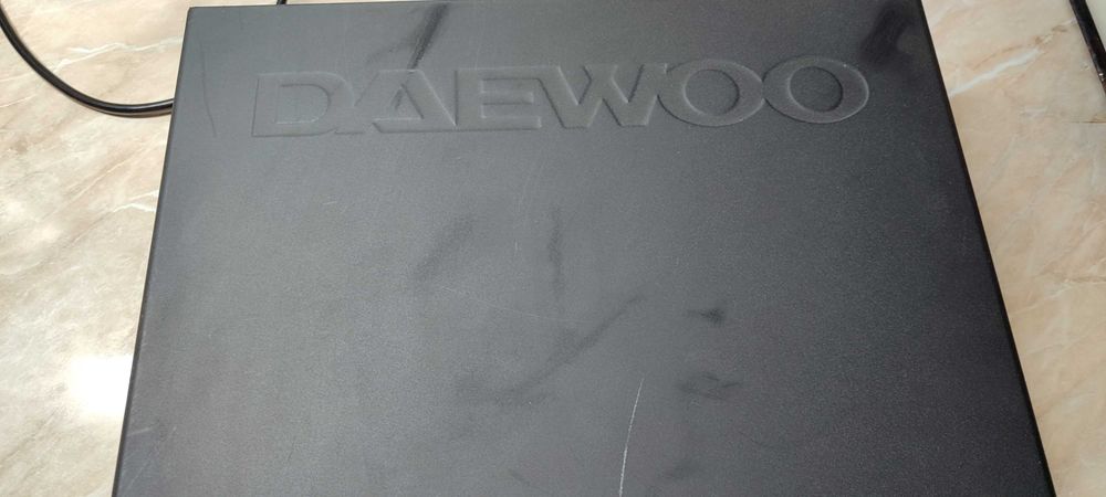 Видеомагнитофон Daewoo
