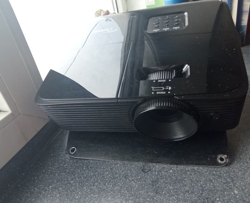 Проектор  Optoma