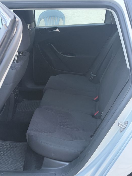 Vw Passat 1.6TDI 105C.P 2010/02 Park Asist