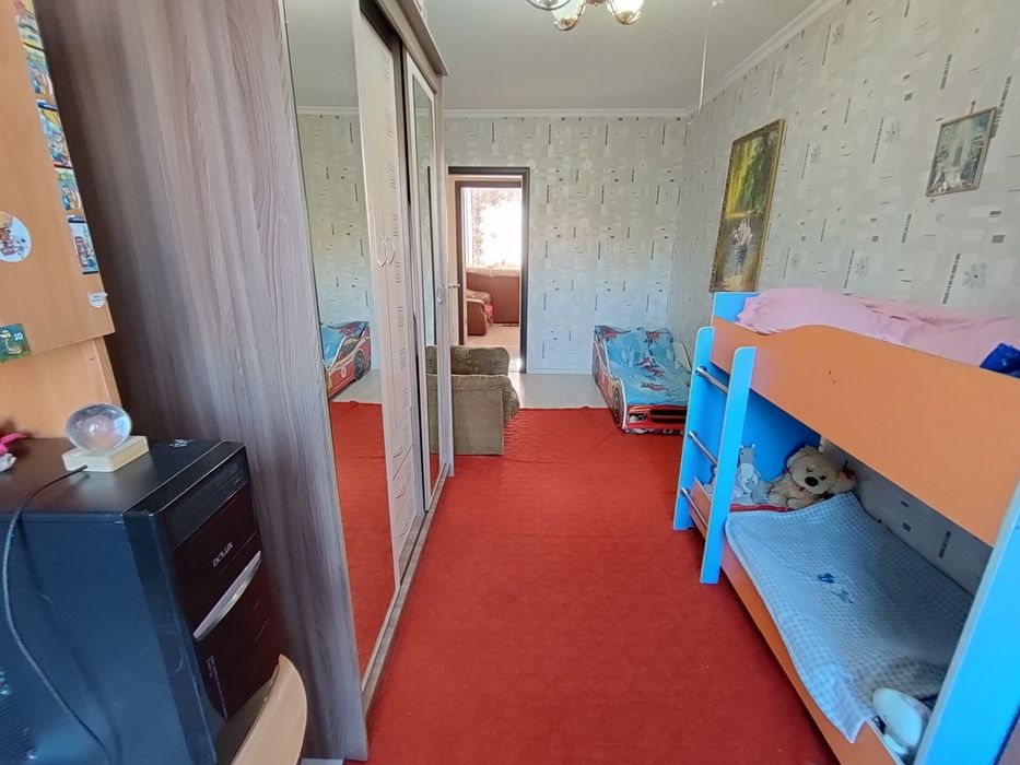 Продается 2-комн (3-25, 4 эт)