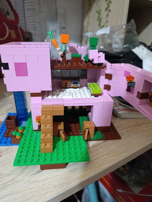 Лего Minecraft Дом свинья 21170.