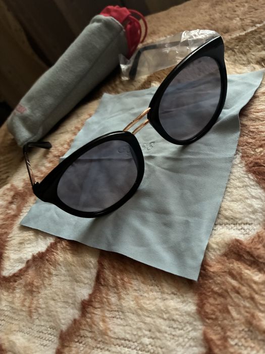 Женски очила Guuess