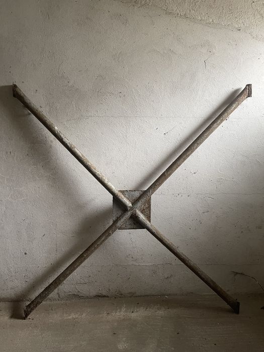 Vand structura metalica (STALPI si CONTRAVANTUIRI)