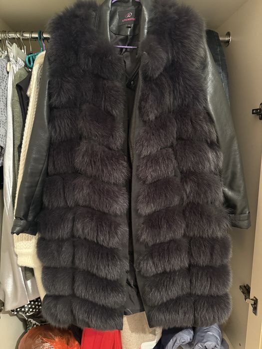 Жилет песец с курткой 30 000тг