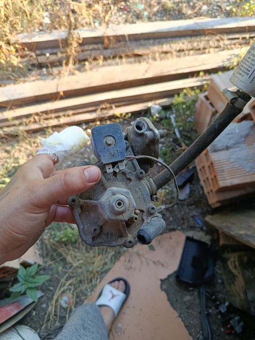 Газова бутилка свалена от БМВ 318İ 118kc