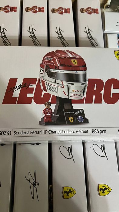 Продам конструктор лего Шлем Формула 1 F1