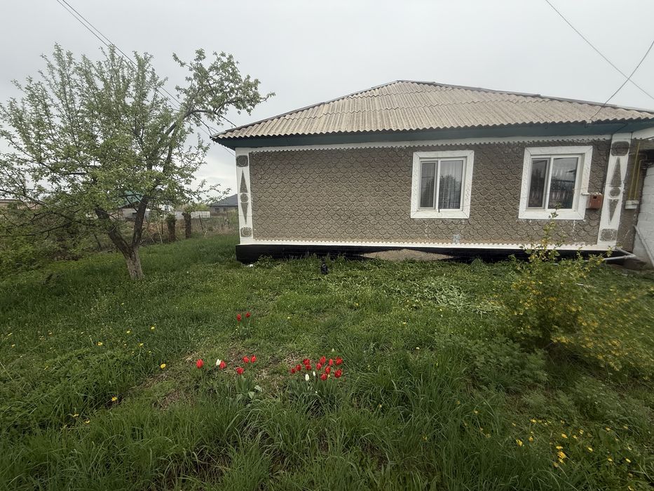6 комнатный дом, 20 сот. Земли,