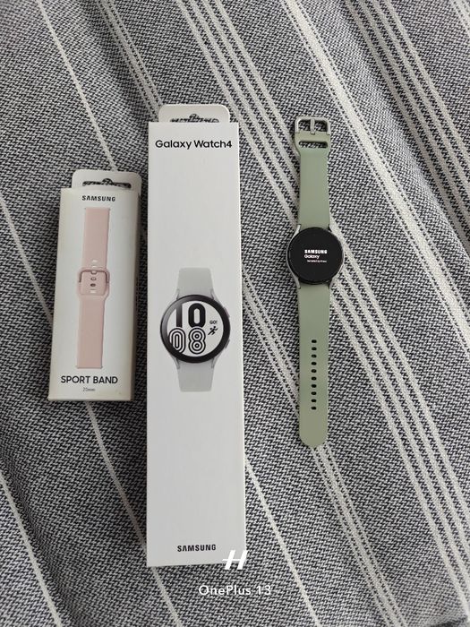 Vând Galaxy watch 4 stare buna