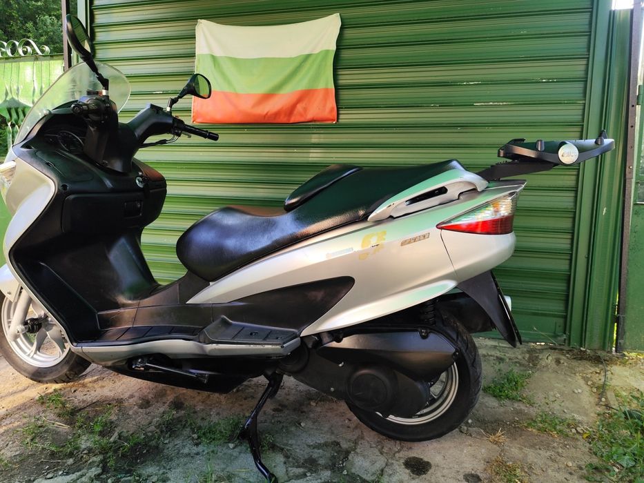 Сузуки Бъргман 200 Suzuki burgman 200