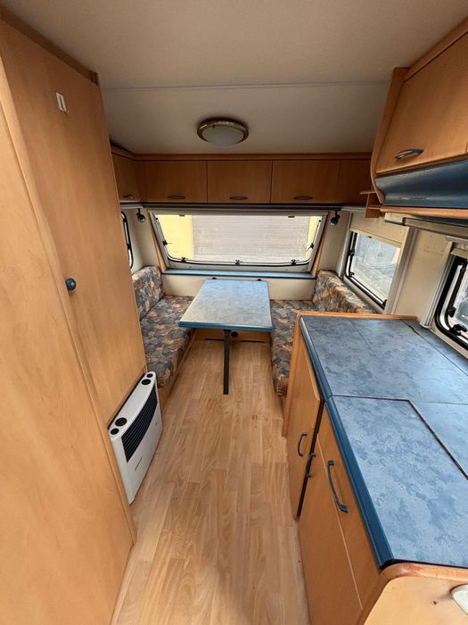 Vând rulotă înmatriculată