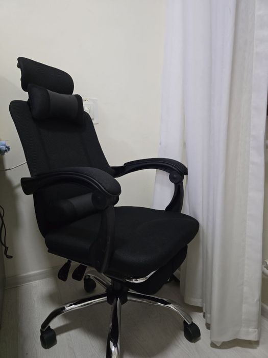 Офисное игровое кресло сетчатое