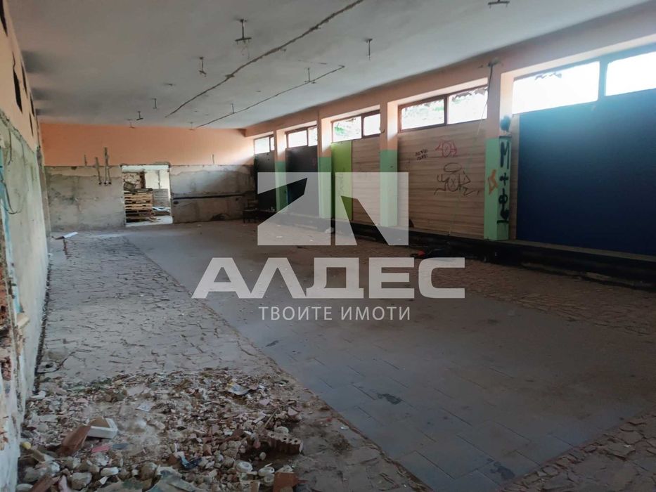 Отдава се промишлено помещение във Филиповци!