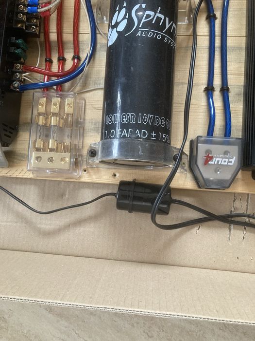 Усилвател за кола