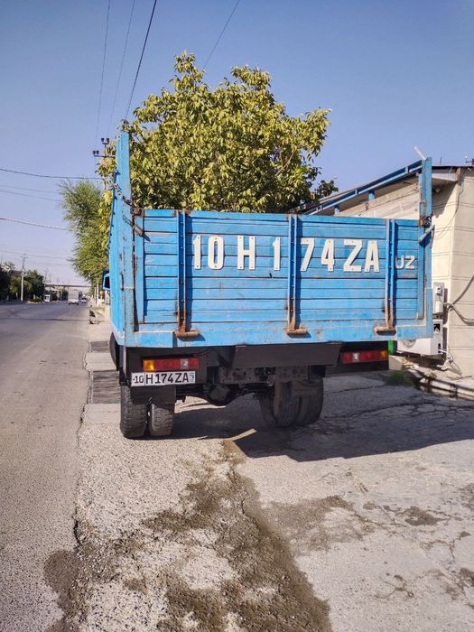 Зил-130 сотилади