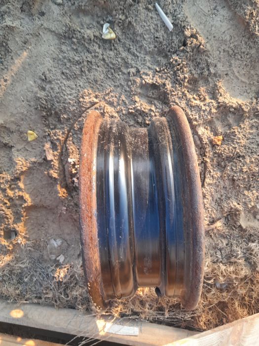 Диск автомобиля r13