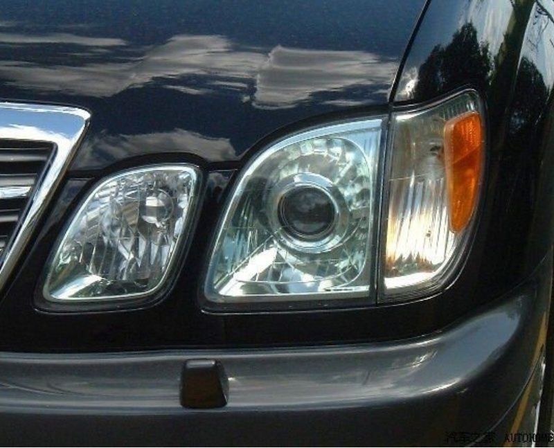 Стекла фар lexus lx470 (пластик)