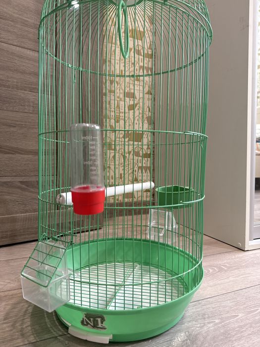 Клетка для попугаев,