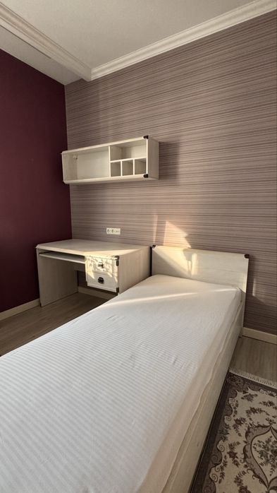 Стол компьютерный + полка настенная