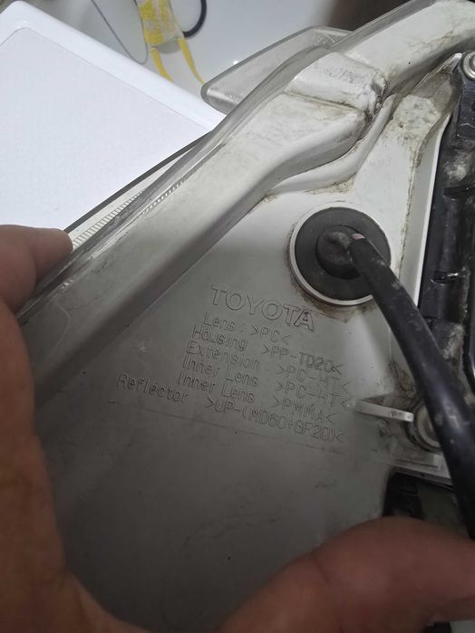 Camry 40 Europe фар Левый L