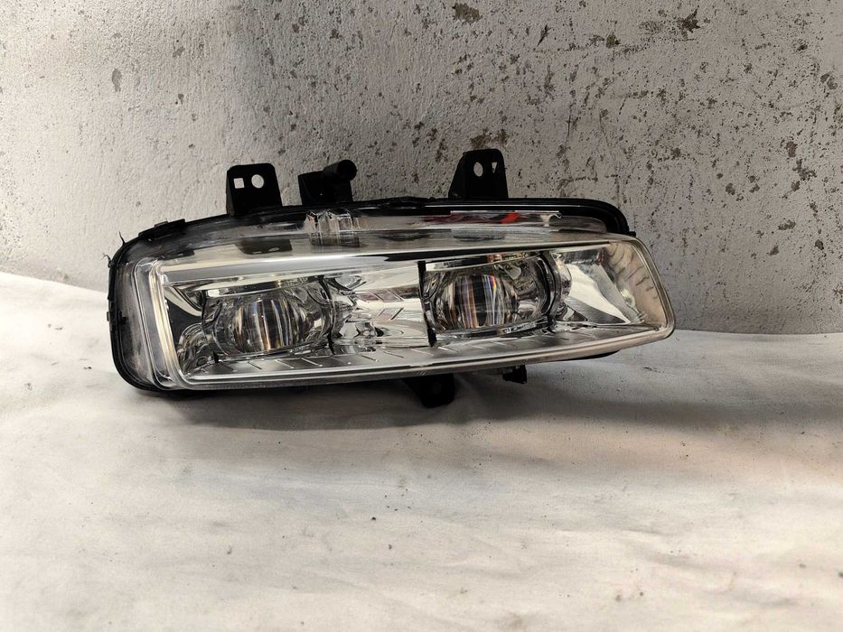 Оригинален халоген Land Rover Evoque Led