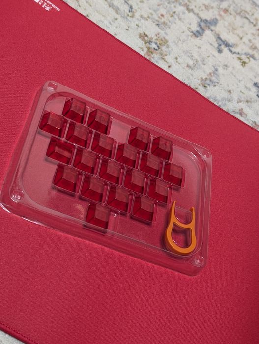 Продам КЕЙКАПЫ, atk keycap Love Edition