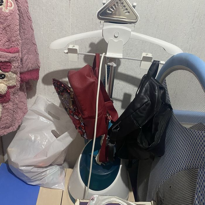 Электроутюк продается