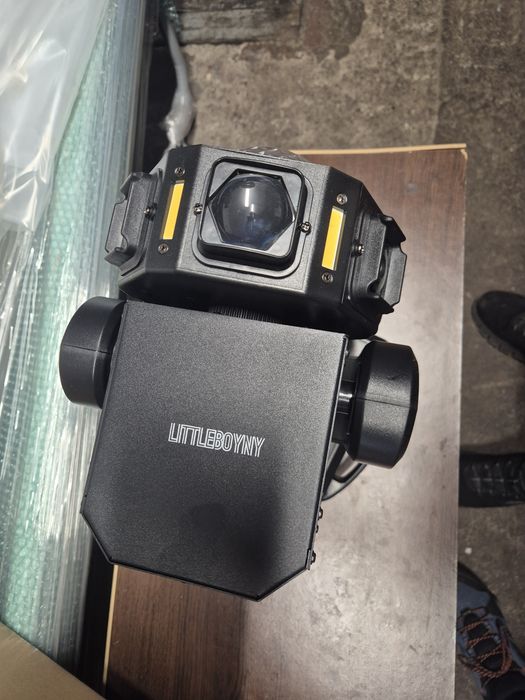 Proiector de scena lumini led