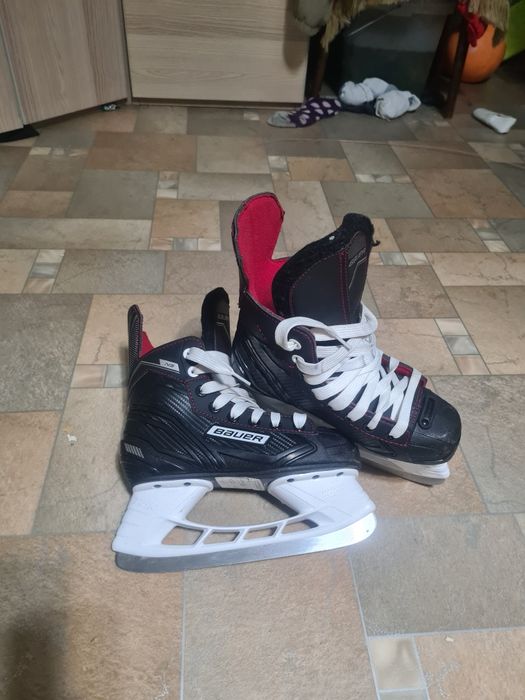 Коньки Bauer б/у