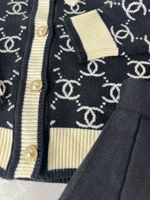 Комплекты для девочек