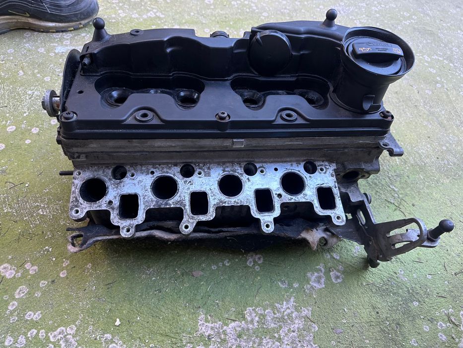 Глава/блок/преден мост/акутоатор/бутало/биела VW  tiguan