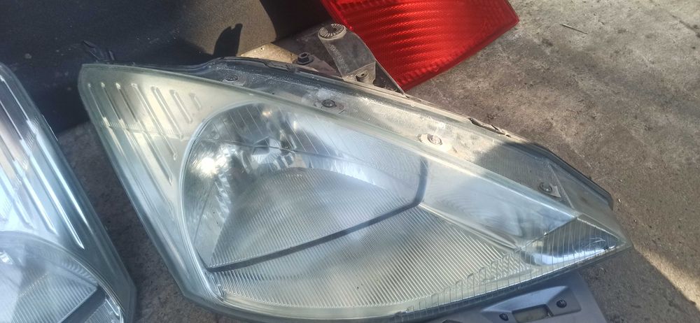 Фарове, стопове, километраж Форд фокус