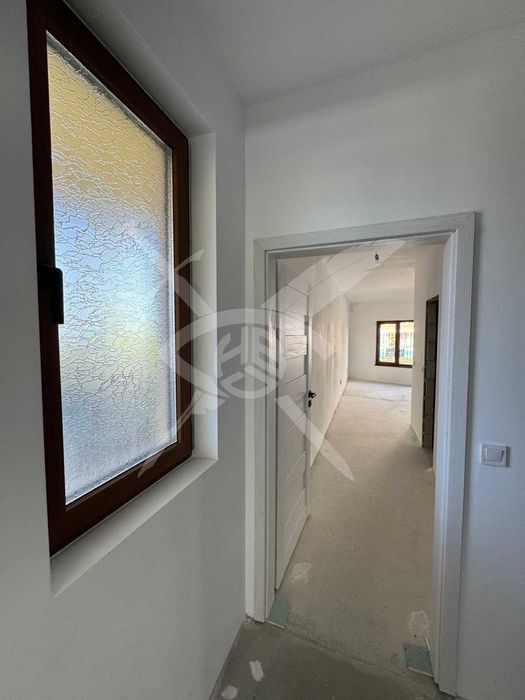 Продава се Тристаен апартамент в Созопол - 163 кв.м за 748 €/кв.м - Снимка #7