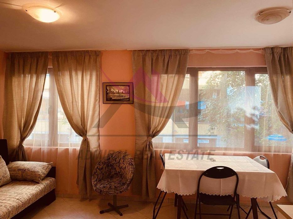 Дава се под наем Едностаен апартамент в Варна, Спортна зала - 40 кв.м за 400 € - Снимка #1