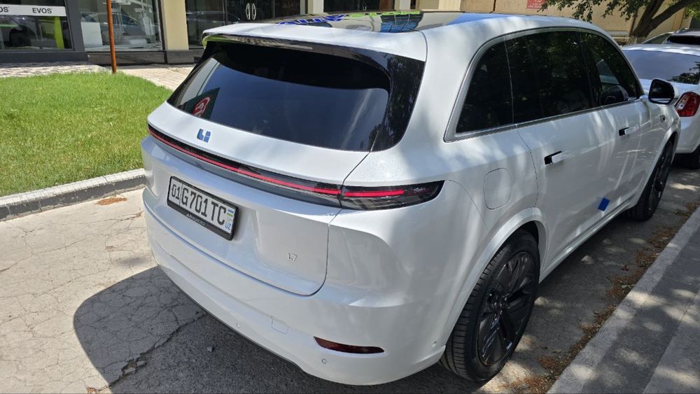 Lixiang L7 Ultra Nasiya Savdoga beriladi