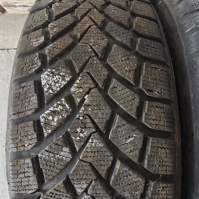 Шины зимние 205/55/16