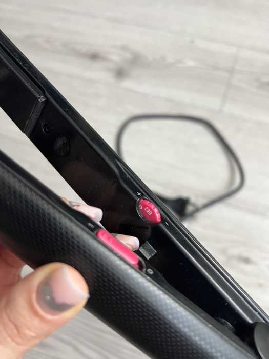 Placa de indreptat parul