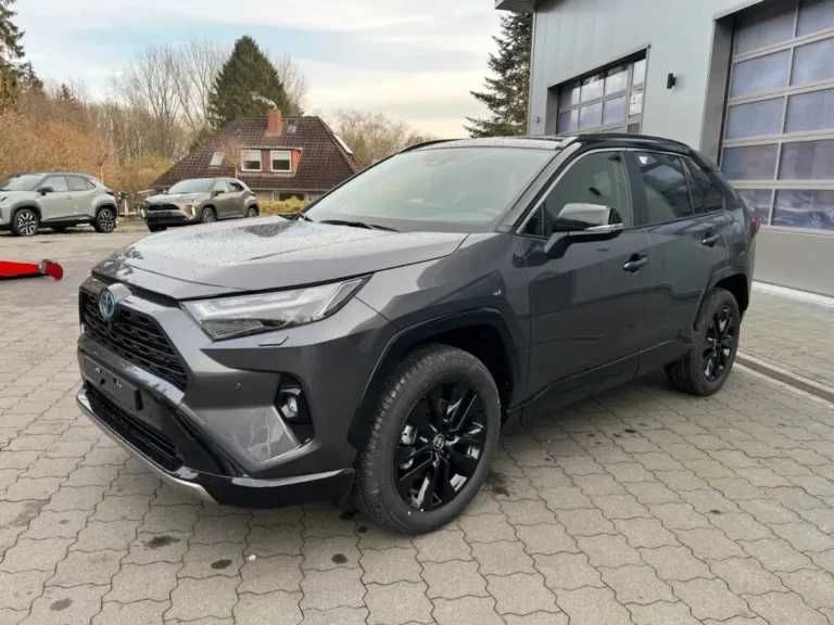 Toyota RAV4 на части