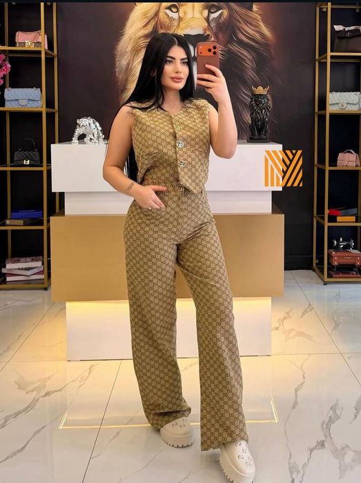 Compleu damă model nou