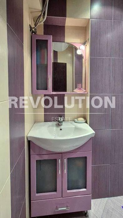 Дава се под наем Двустаен апартамент в Варна, Лятно кино Тракия - 65 кв.м за 475 € - Снимка #8