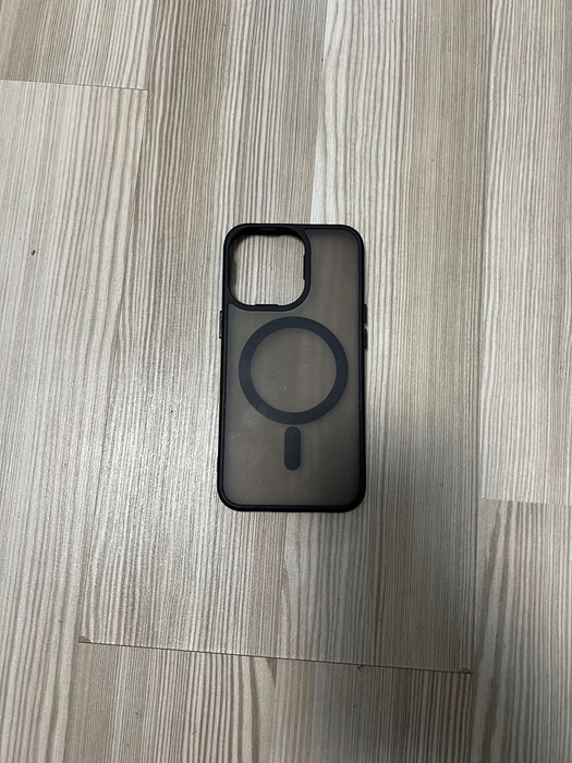 Продавам калъф за iPhone 13 ПРО