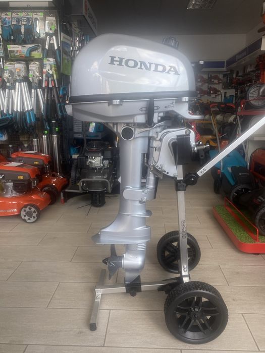 Извънбордов двигател Honda Модел BF6 AH SHU