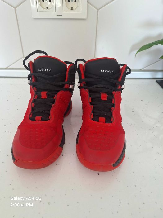 Детски баскетболни обувки Tarmak 34 номер