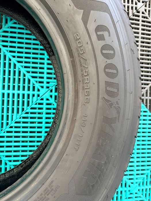 Set anvelope vara 205 75 R16C 113/111T GoodYear Efficient Grip Cargo 2 dot 0725 7.46mm