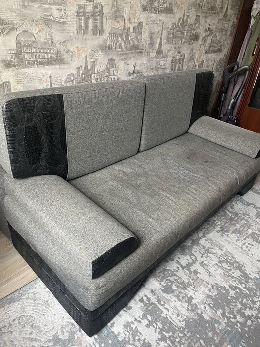 диван сатылады !!