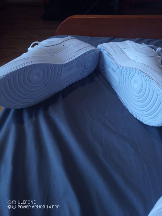 Продавам маратонки NIKE AIR