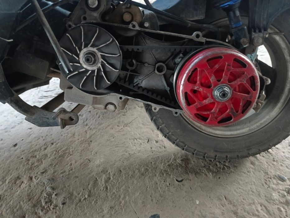 Продам м8 про срочно