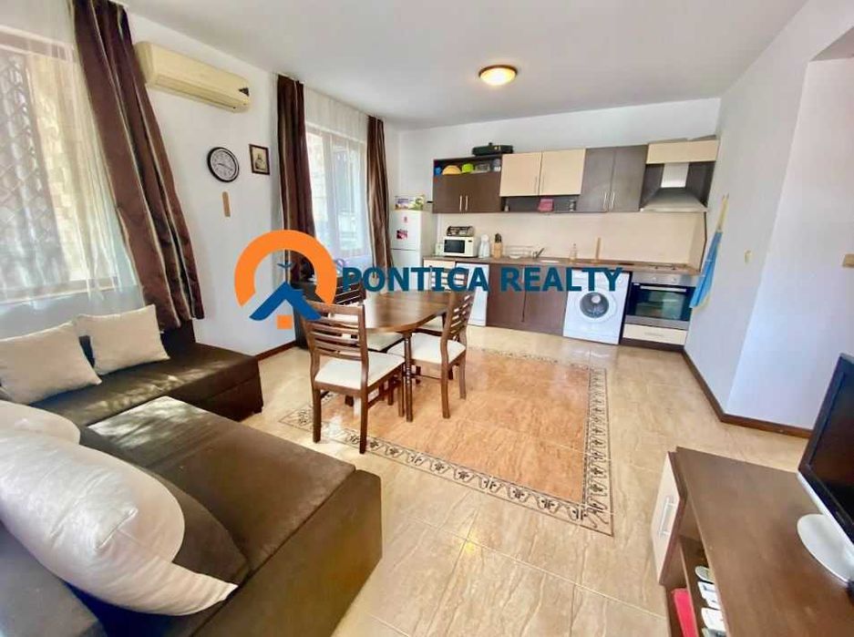 Тристаен в луксозен комплекс в Свети Влас