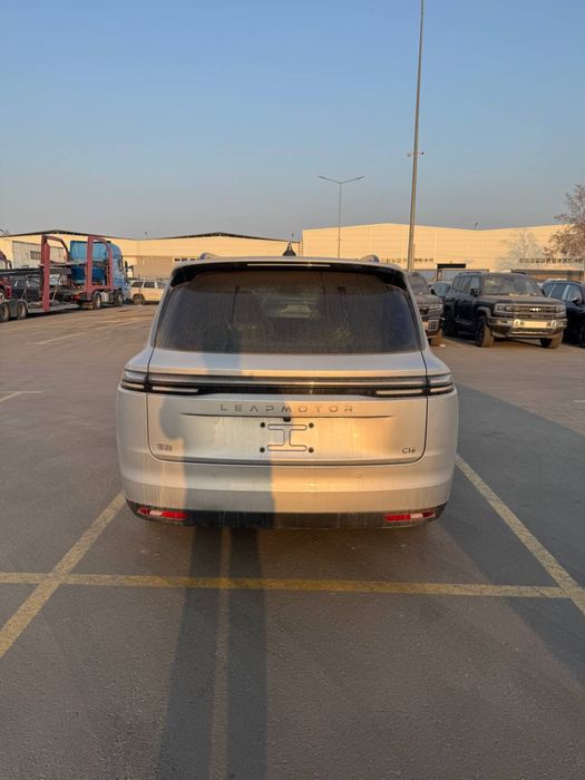 Leapmotor C16 EV 520 km 2 позиция без доп янги без пробег в наличии