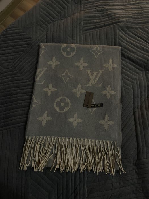 Продам новые палантины