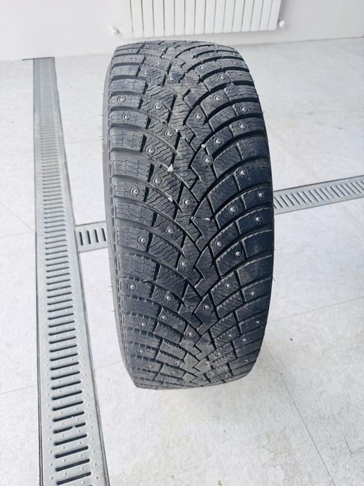 Pirelli Scorpion Ice Zero2 245/50 R20 105 T с шипами